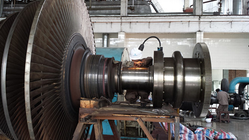 蜜桃视频黄色网設備生產廠冷焊現場圖