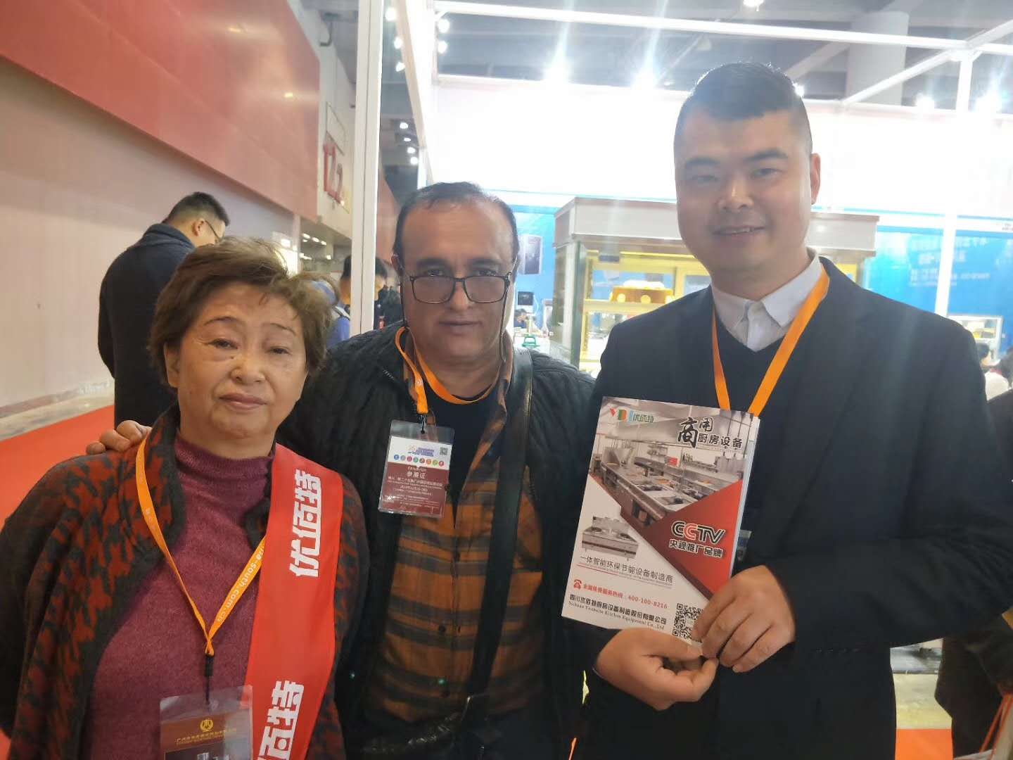 蜜桃视频APP下载网站25屆廣州酒店蜜桃视频黄色网設備中展蜜桃视频黄色网油煙淨化一體機照片6