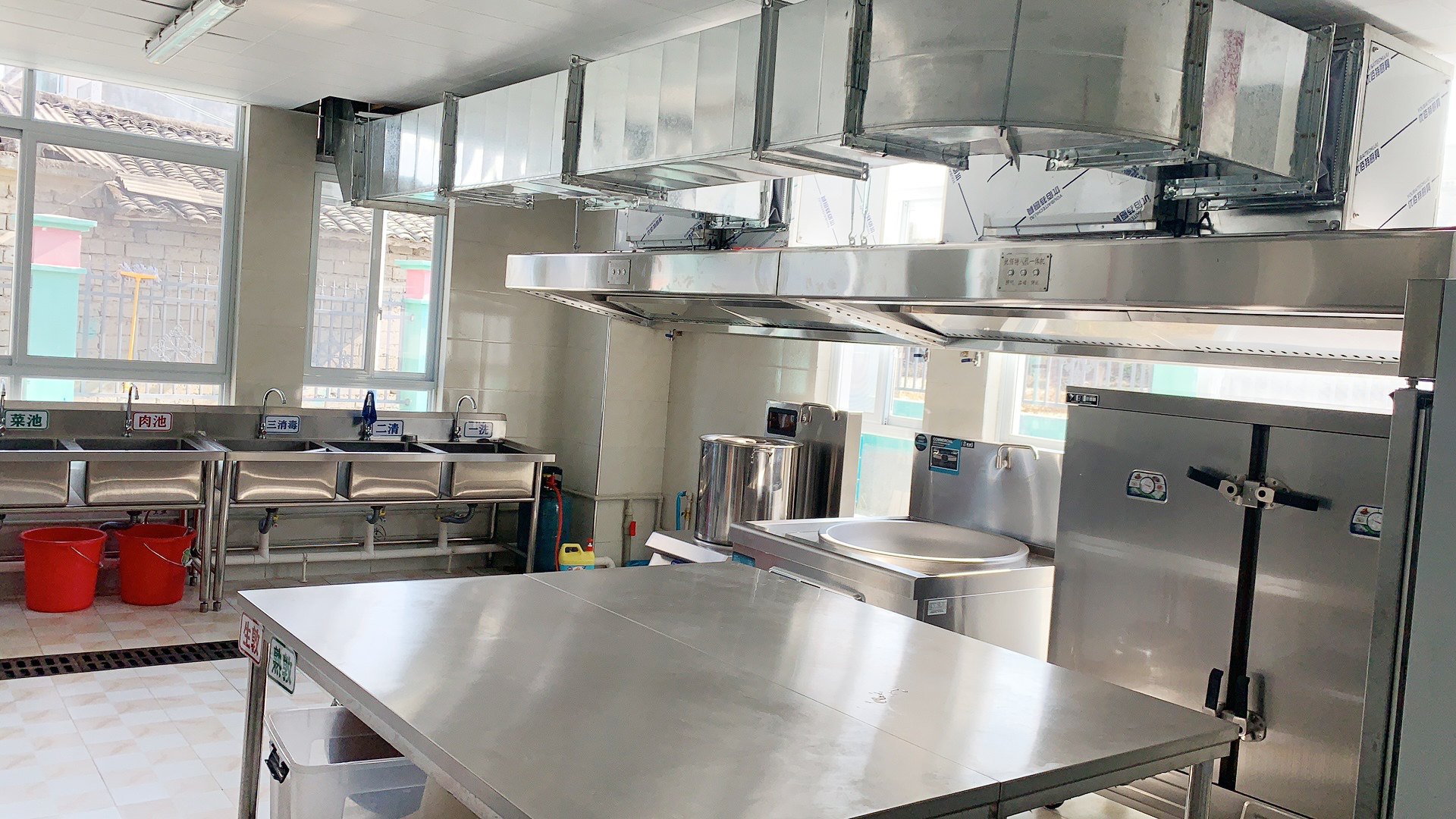 幼兒園學校蜜桃视频黄色网設備1