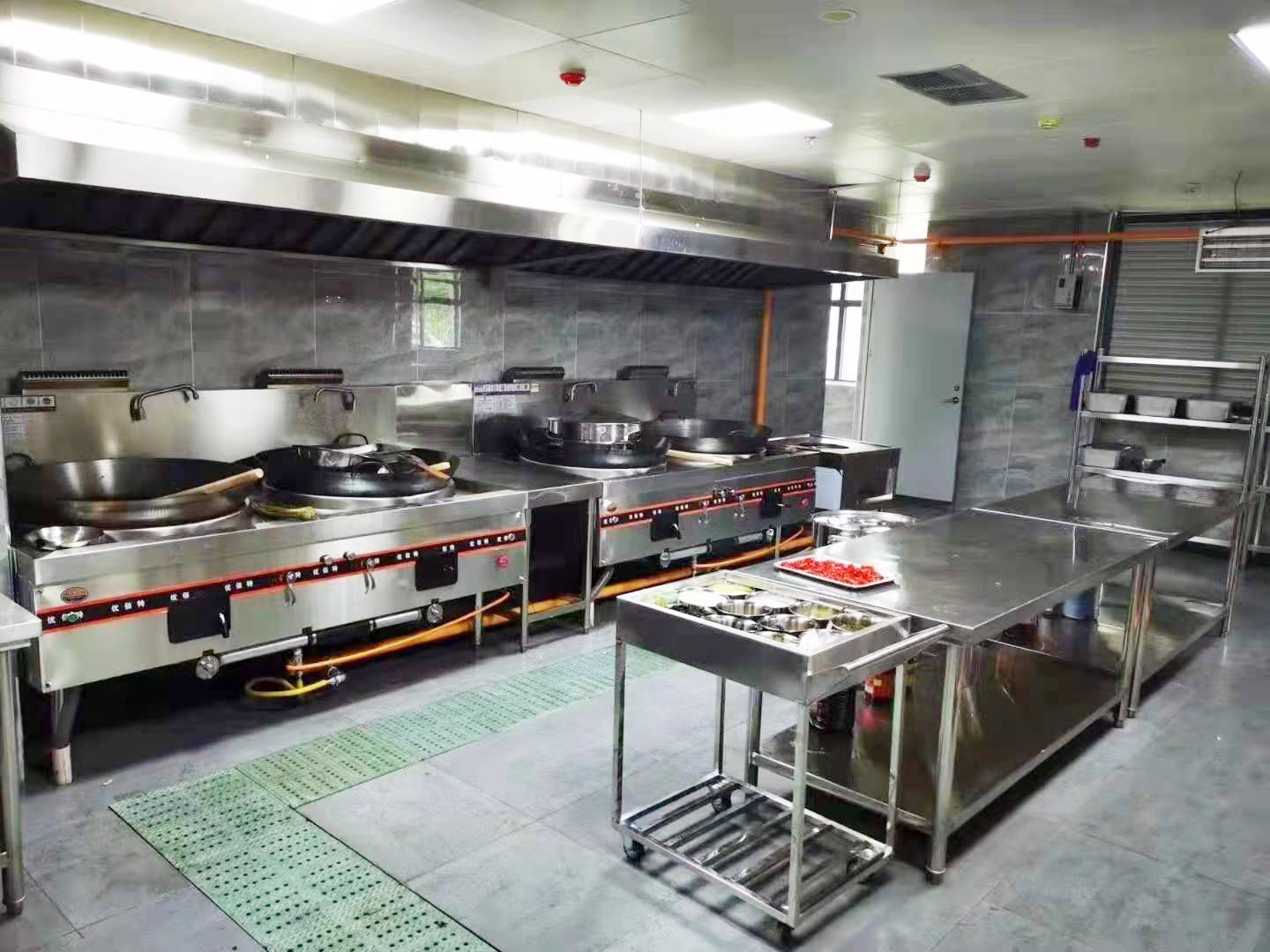 商用蜜桃视频黄色网設備