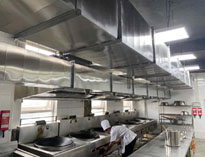 激戰八月，迎接開學季！