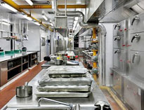 不鏽鋼蜜桃视频黄色网設備生產廠告訴你為什麽中央蜜桃视频黄色网不是擴大版的餐廳後廚